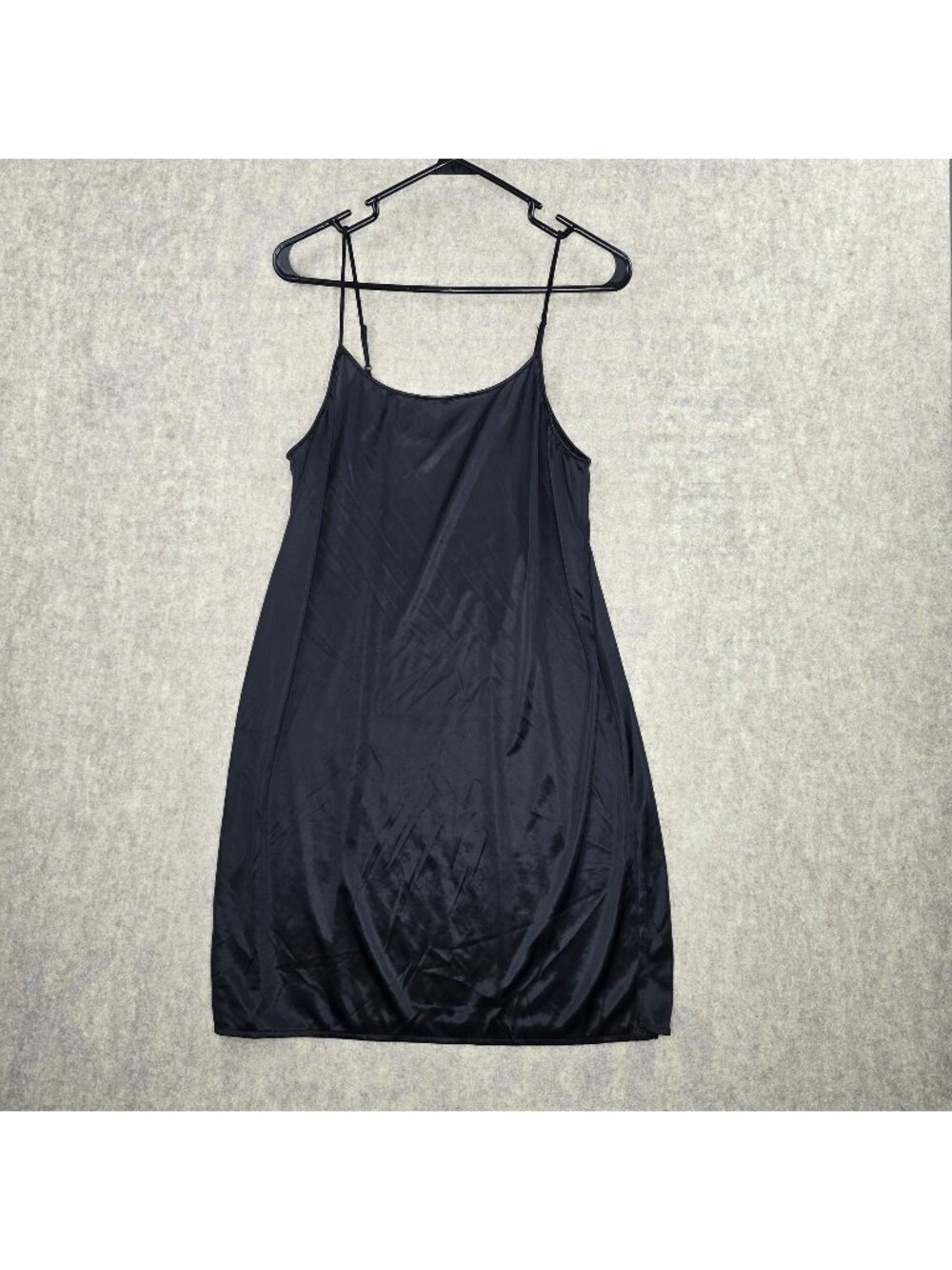 Vanity Fair Womens Black Full Slip Dress Adjustable Straps Size Satin Smooth